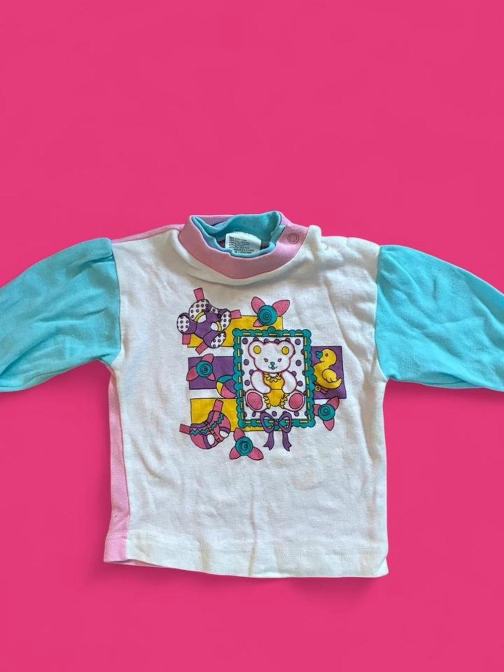 Vintage 1980s Happy Kids long sleeve shirt w/bear and duck graphic